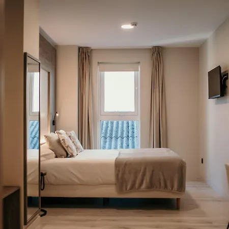 Lux 3*