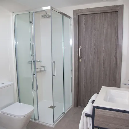 Lux Hotel 3*